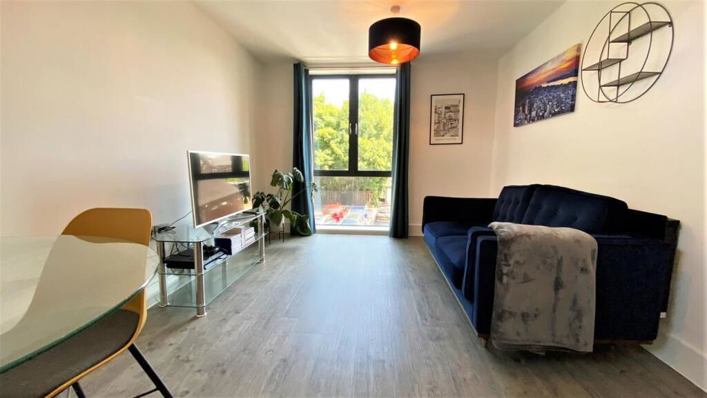 Property photo 3 of 10