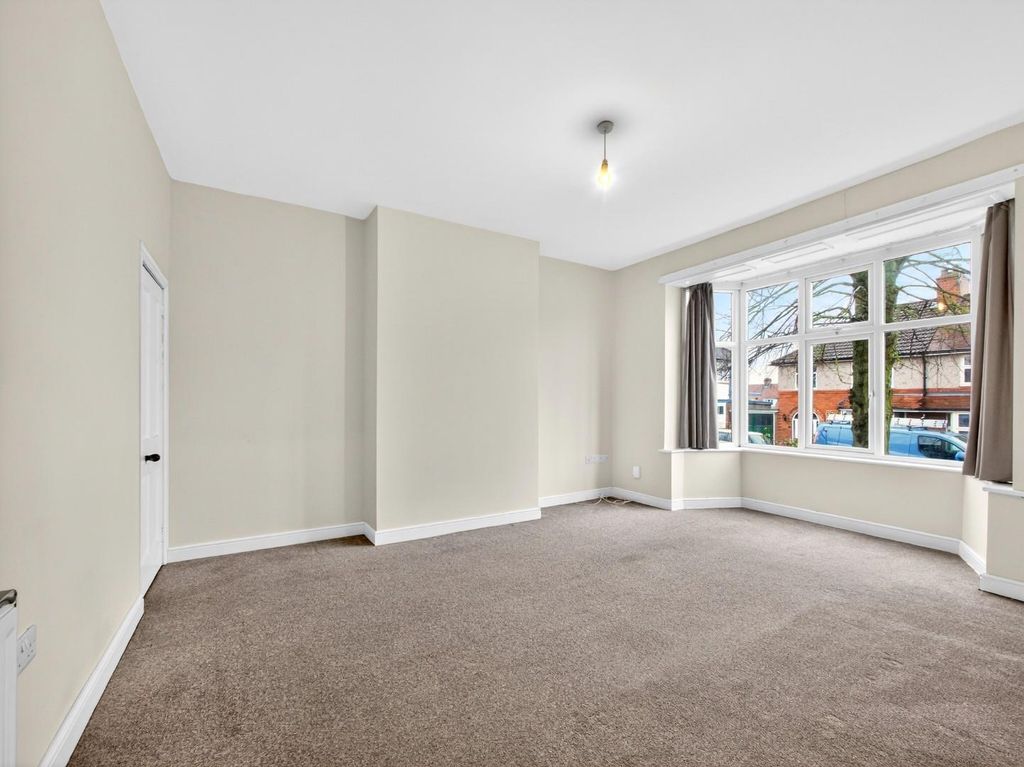 Property photo 3 of 19 Pnmb1245.Jpg