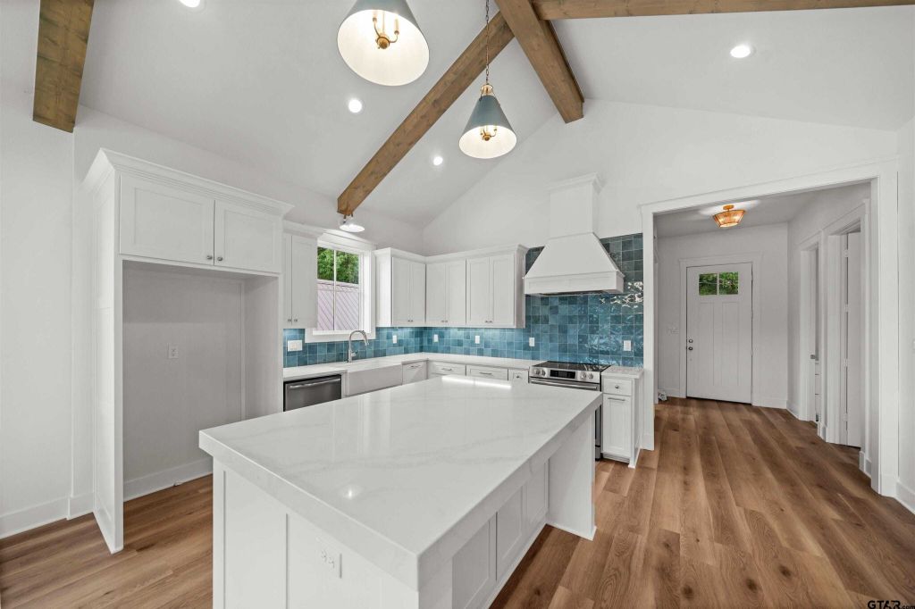 Property photo 2 of 28 <Alttext/>