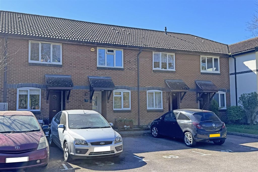 Property photo 1 of 11