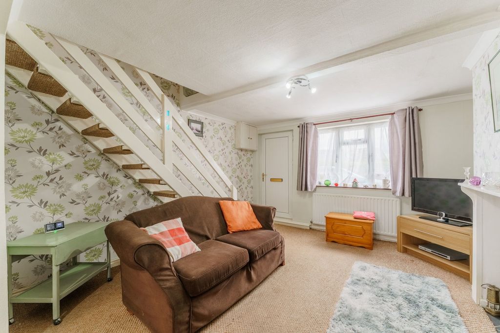 Property photo 3 of 31