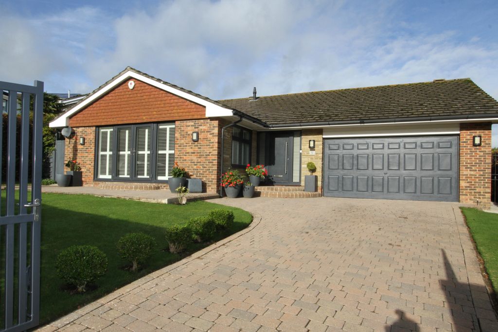 Property photo 1 of 26