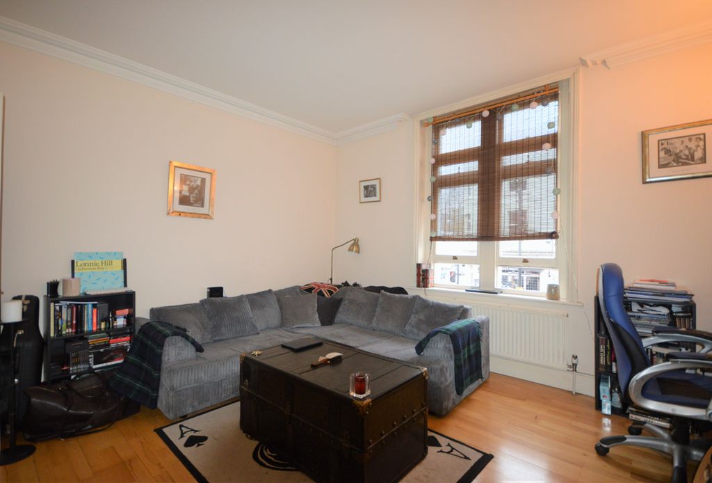 Property photo 2 of 7