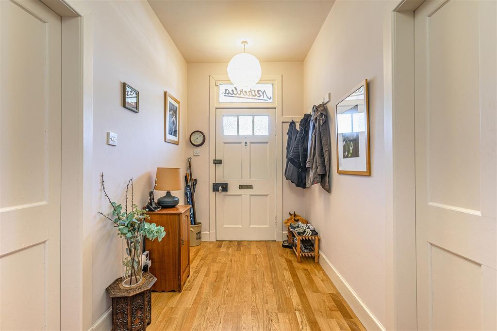 Property photo 3 of 24 6 Tweed Road Galashiels 08.Jpg