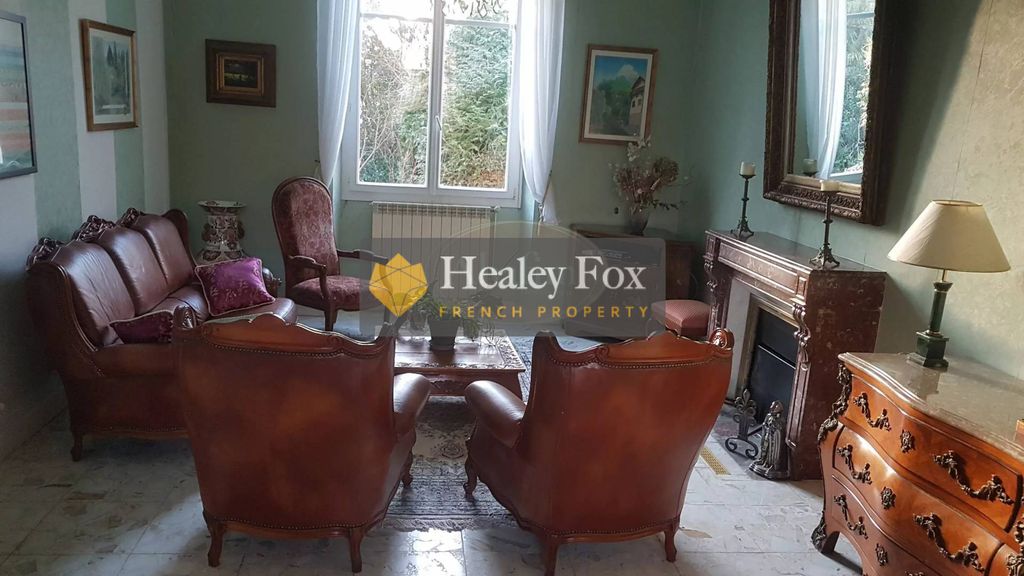 Property photo 2 of 19