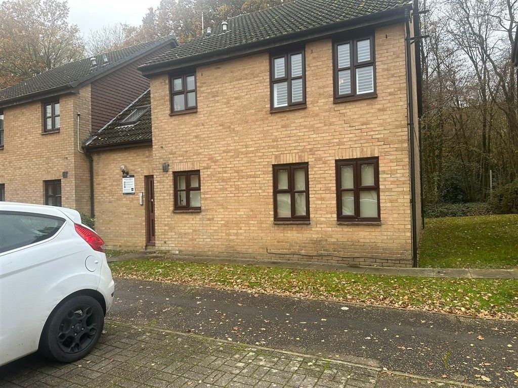 Property photo 2 of 2 Front