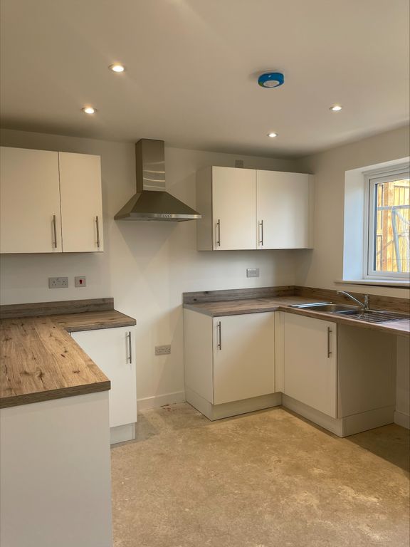 Property photo 2 of 3