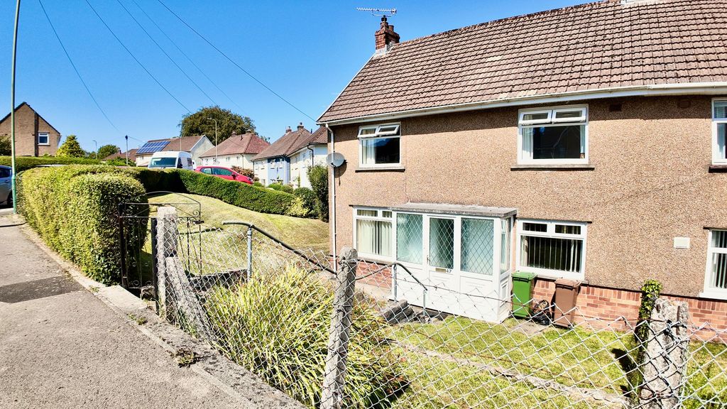 Property photo 1 of 32