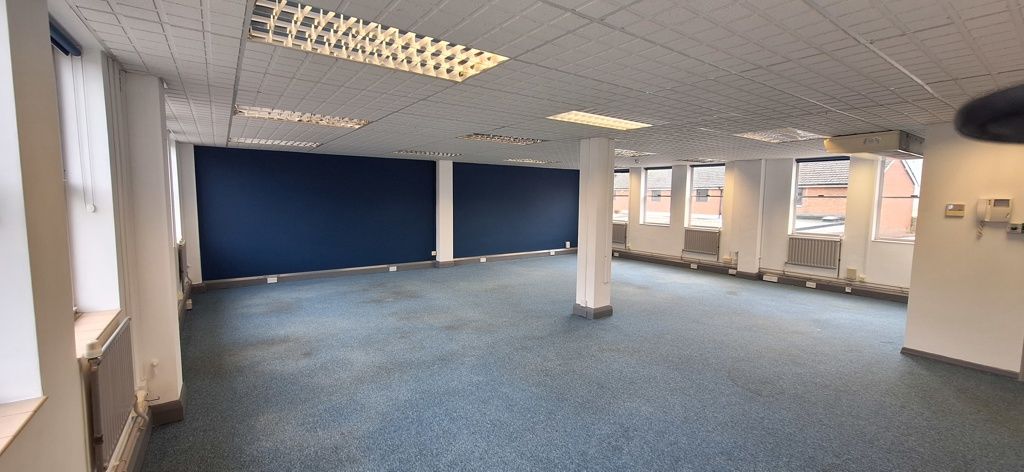 Property photo 2 of 5 Photo 6