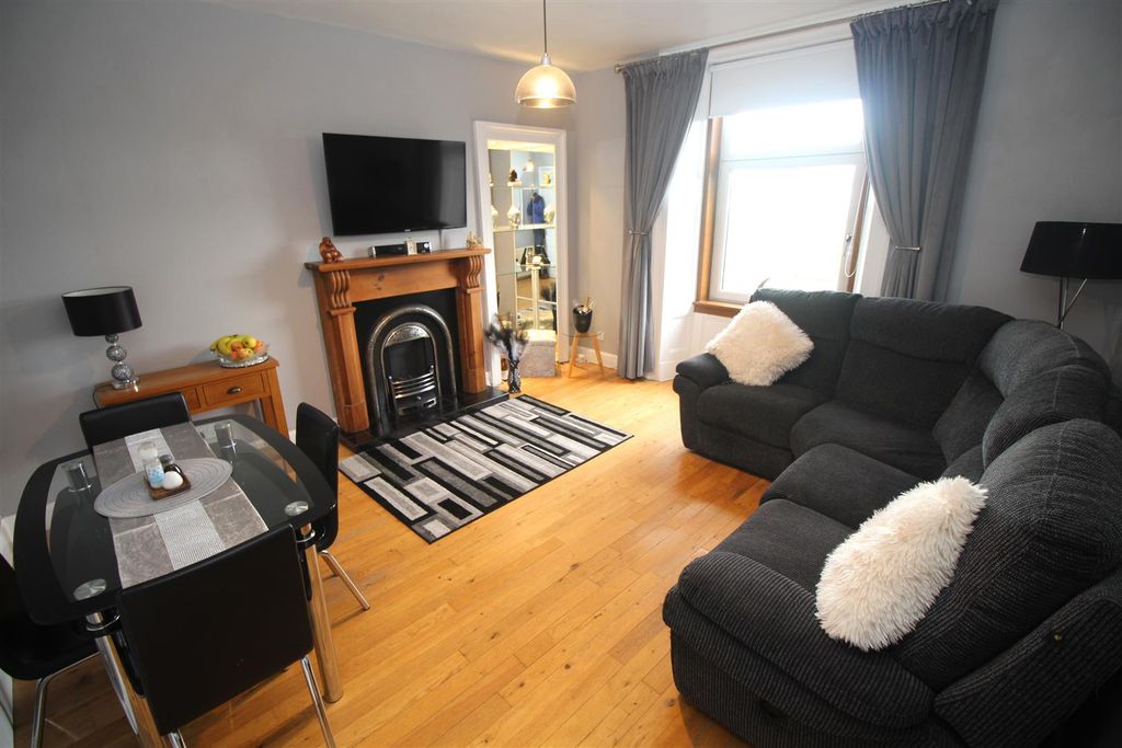 Property photo 2 of 27 Img_2036.Jpg