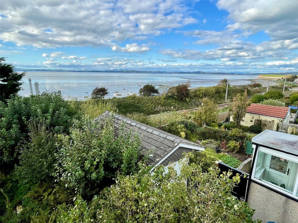 Property photo 3 of 20 Stunning View