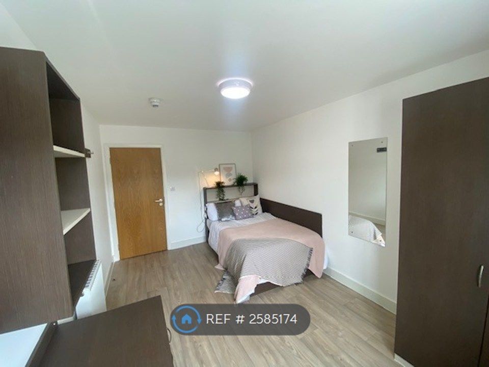 Property photo 1 of 4