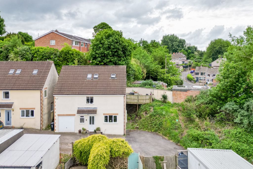 Property photo 3 of 29 3