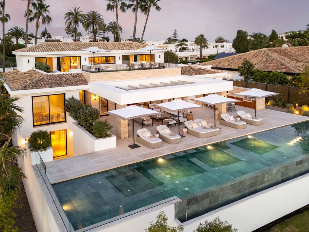 Property photo 1 of 50