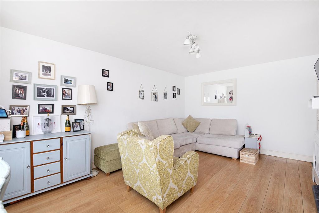 Property photo 1 of 15 Helliwell & Co.