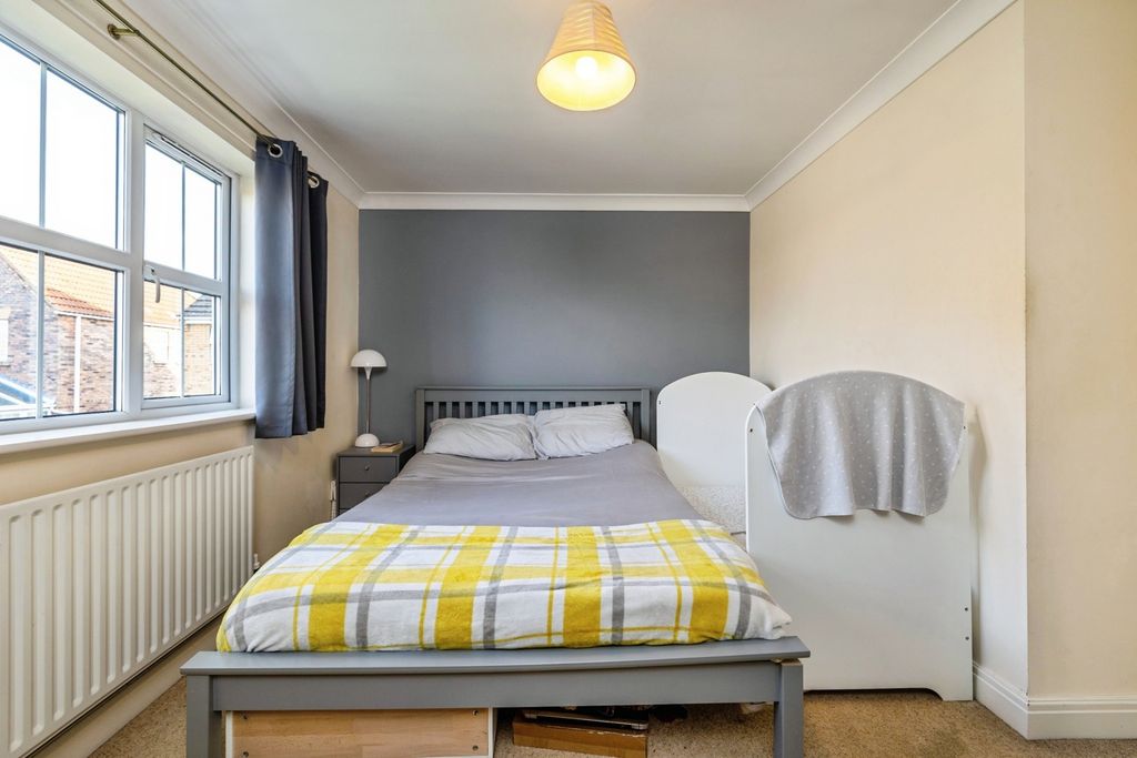 Property photo 2 of 17 Photo