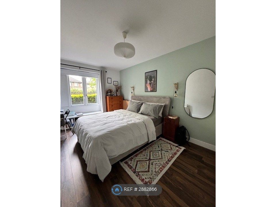 Property photo 1 of 10 Bedroom 1