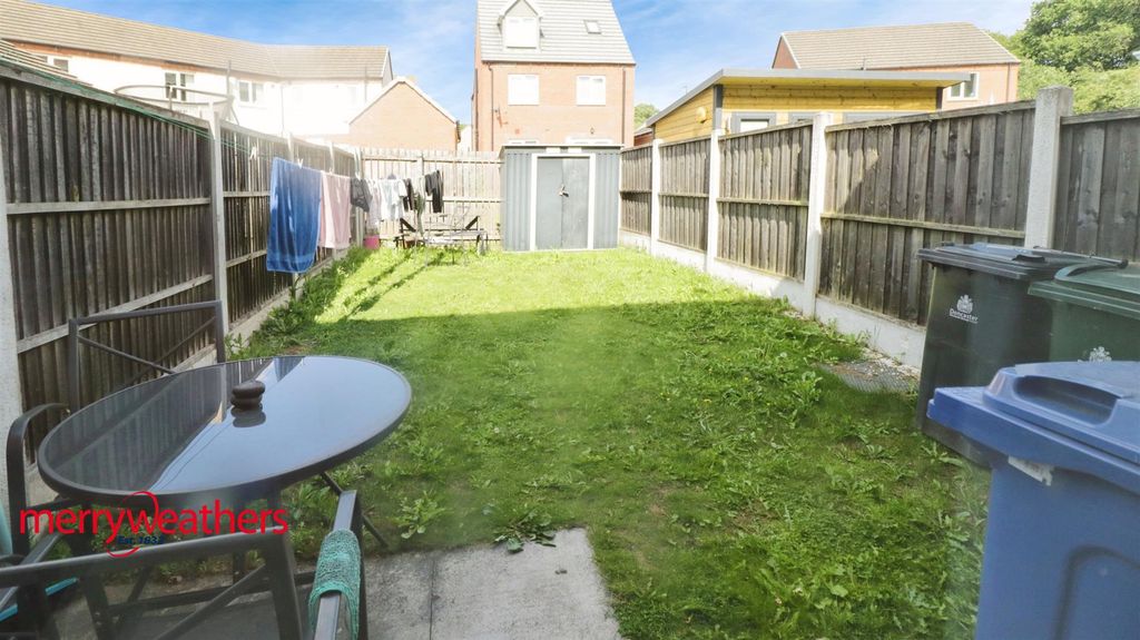Property photo 3 of 10
