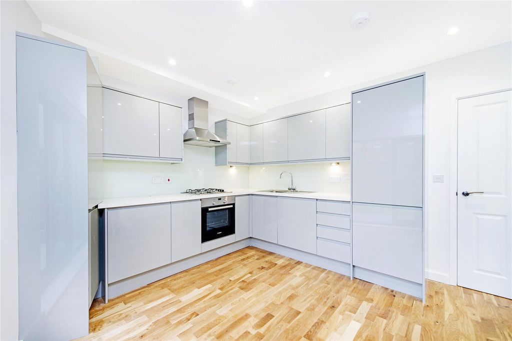 Property photo 1 of 13 Picture No. 25