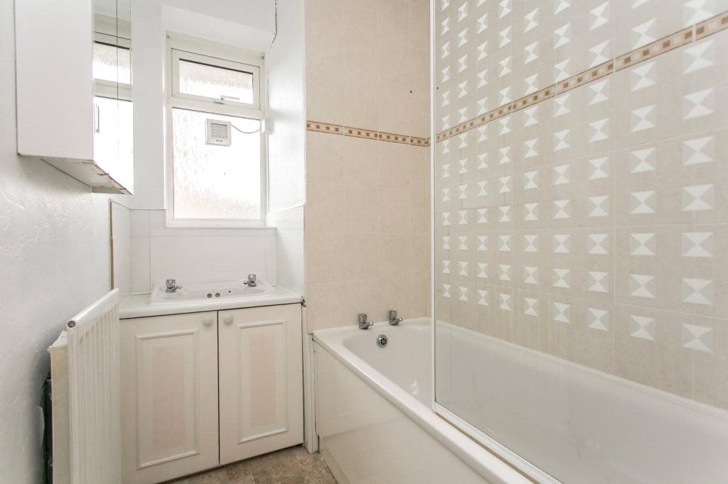 Property photo 3 of 5 Bathroom