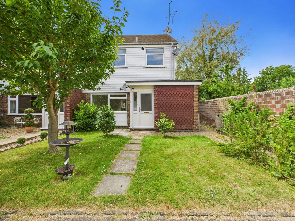 Property photo 2 of 16