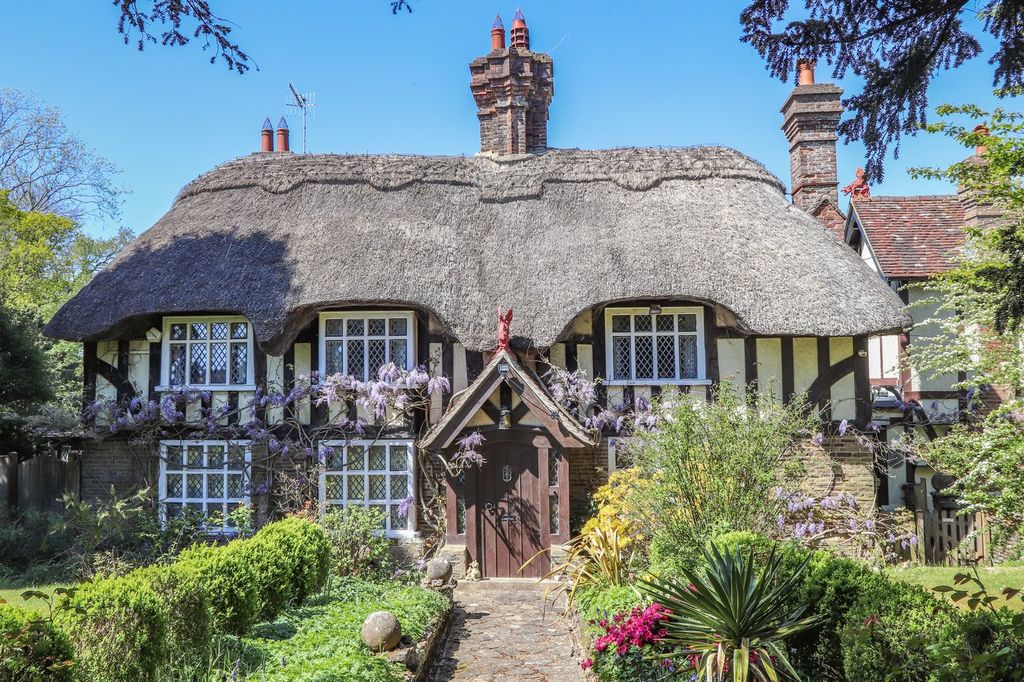 Property photo 1 of 23