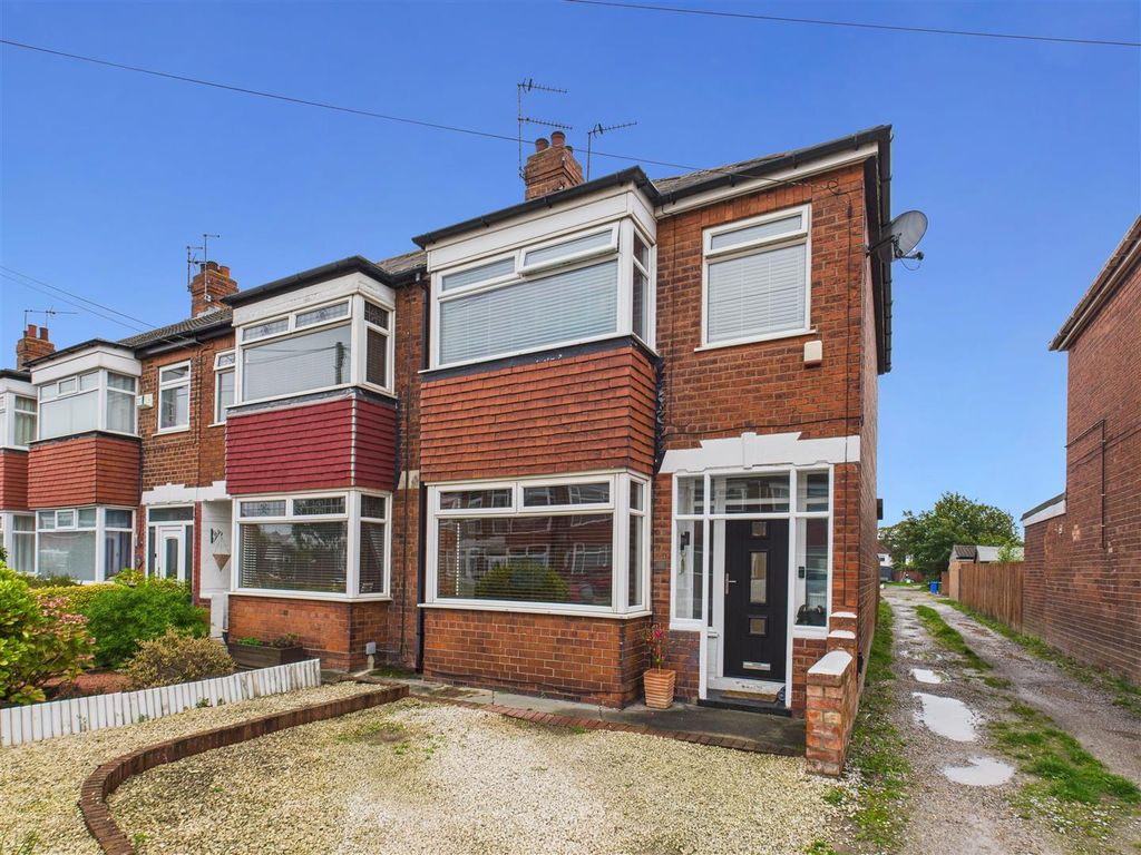 Property photo 1 of 12 Cam03486G0-Pr0169-Still001.Jpg