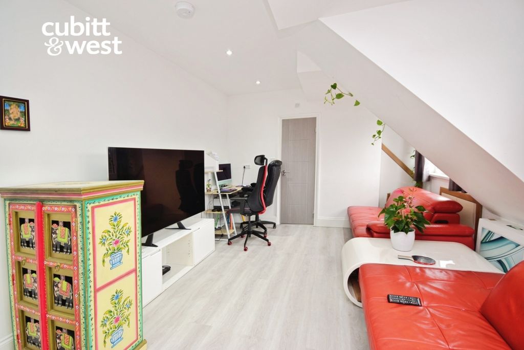 Property photo 2 of 8 42F0Becf-Dsc_5450