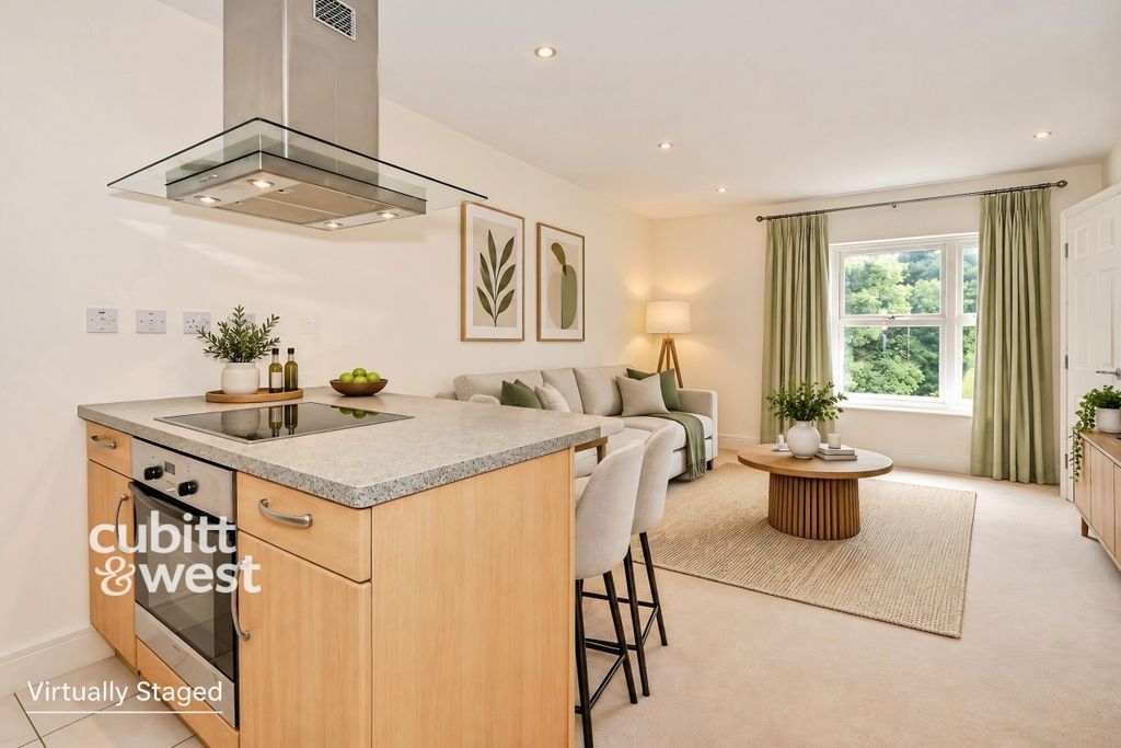 Property photo 2 of 11 4Cdf7E8E-File_000...