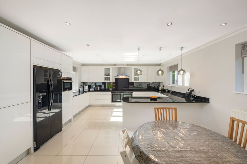 Property photo 2 of 28 Picture No. 26Pictur