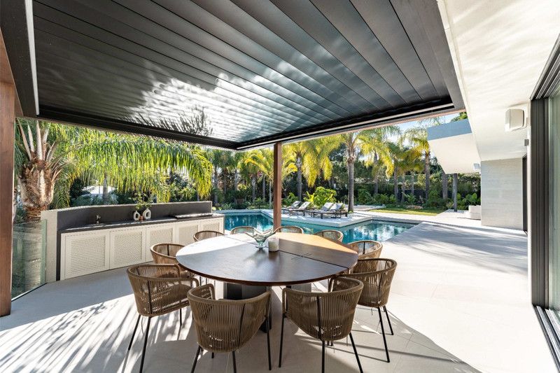 Property photo 2 of 51