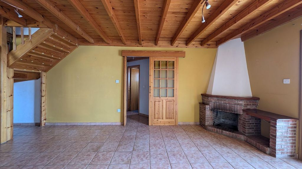 Property photo 3 of 29