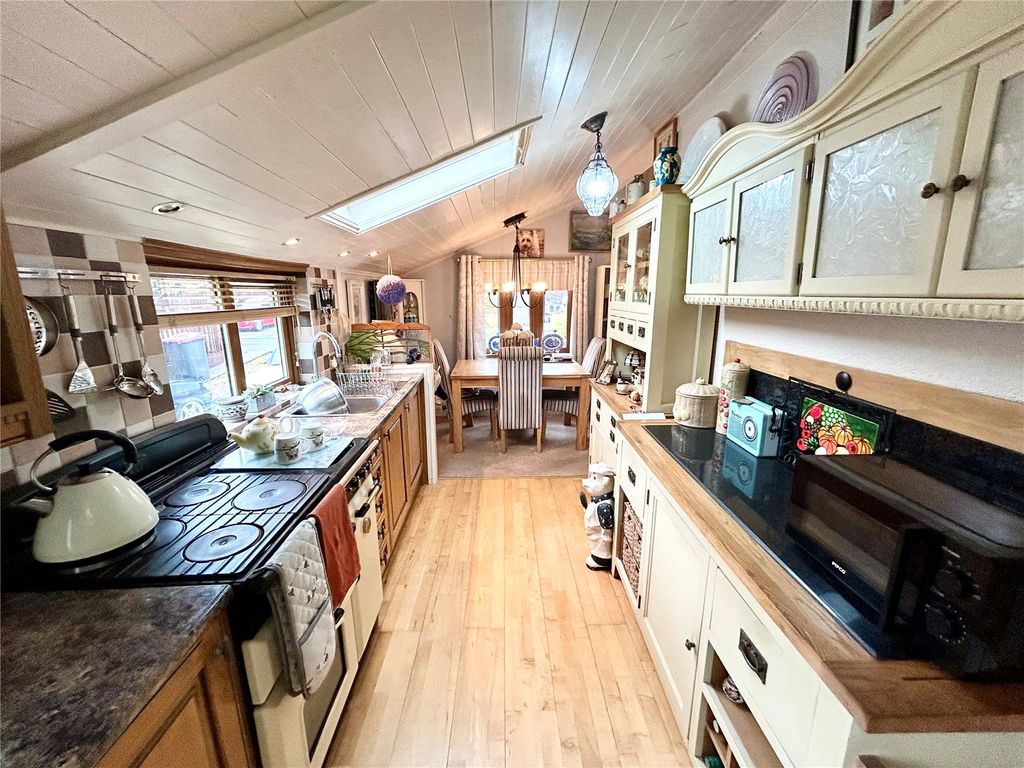 Property photo 3 of 15 Picture No. 38