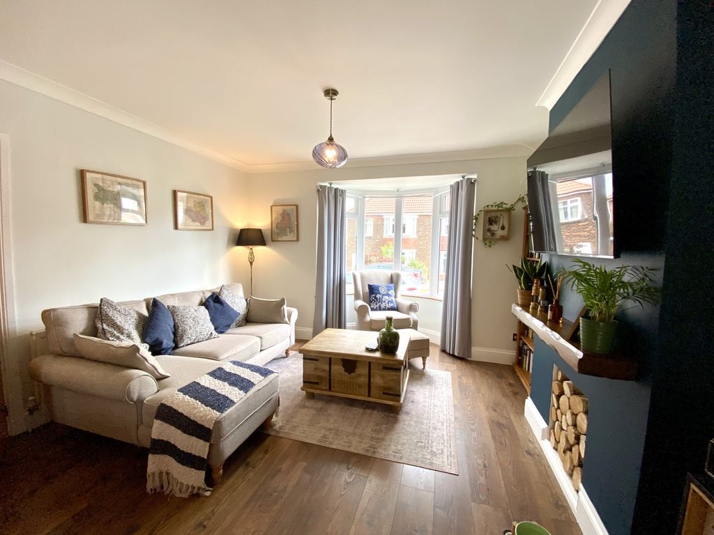 Property photo 2 of 16 Img_5900