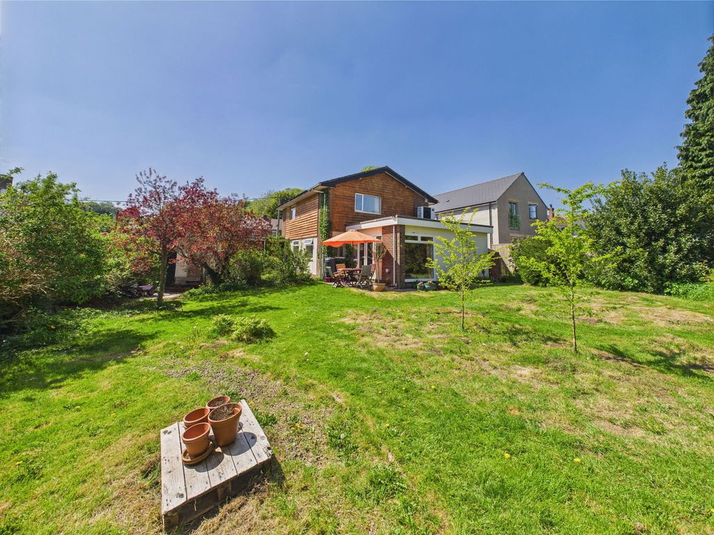 Property photo 2 of 22
