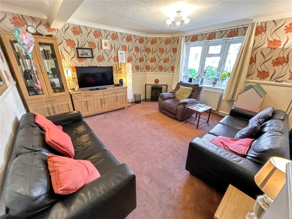 Property photo 2 of 23 Picture No. 01