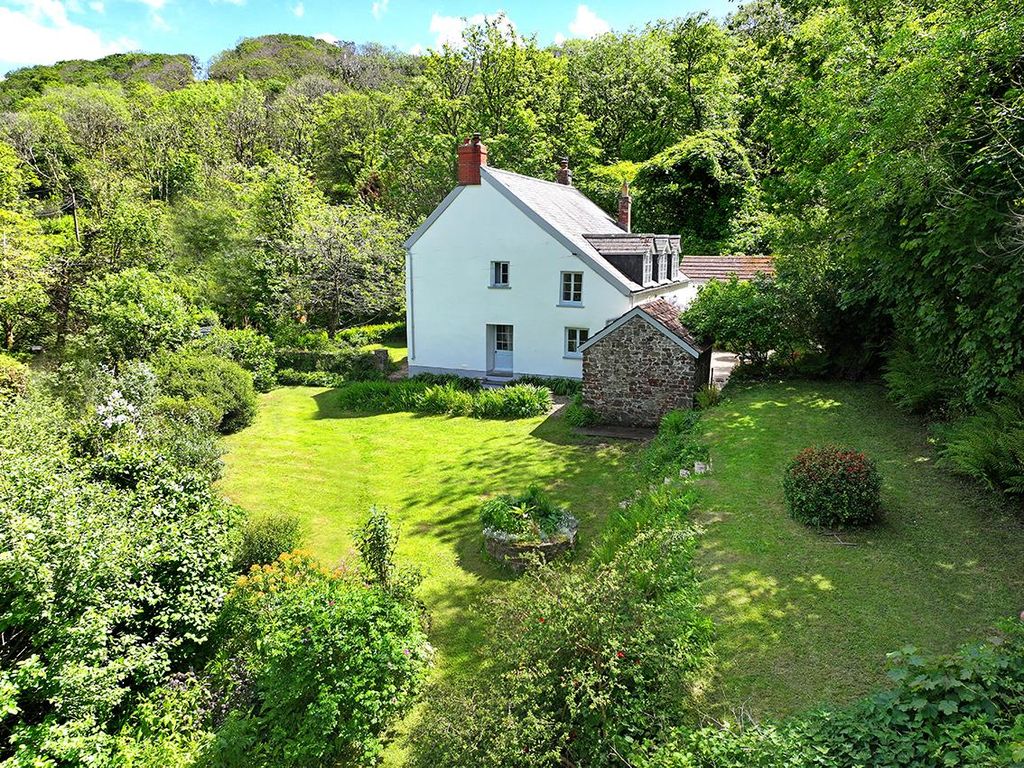 Property photo 2 of 36 Bucks Cottage 4.Jpg