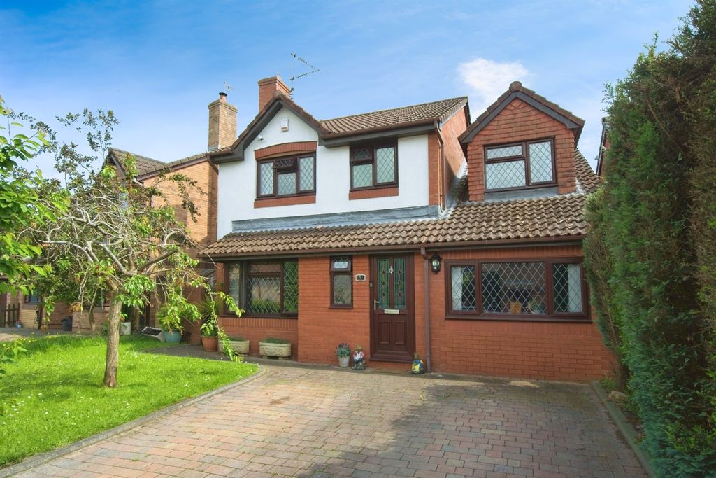 Property photo 2 of 24