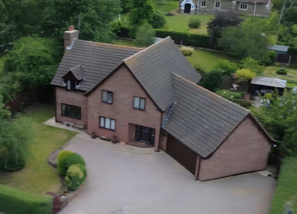 Property photo 1 of 25