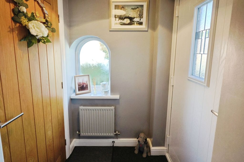 Property photo 2 of 17 Pbox-Img.Jpg
