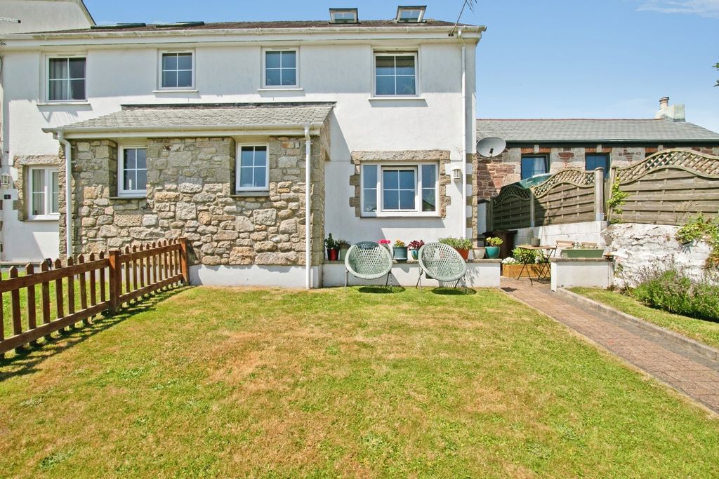 Property photo 1 of 16 Pbox-Img.Jpg