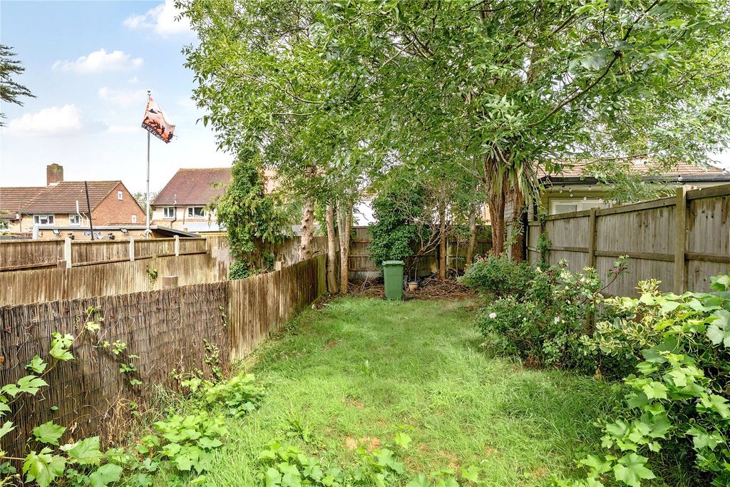 Property photo 2 of 15 Picture No. 26