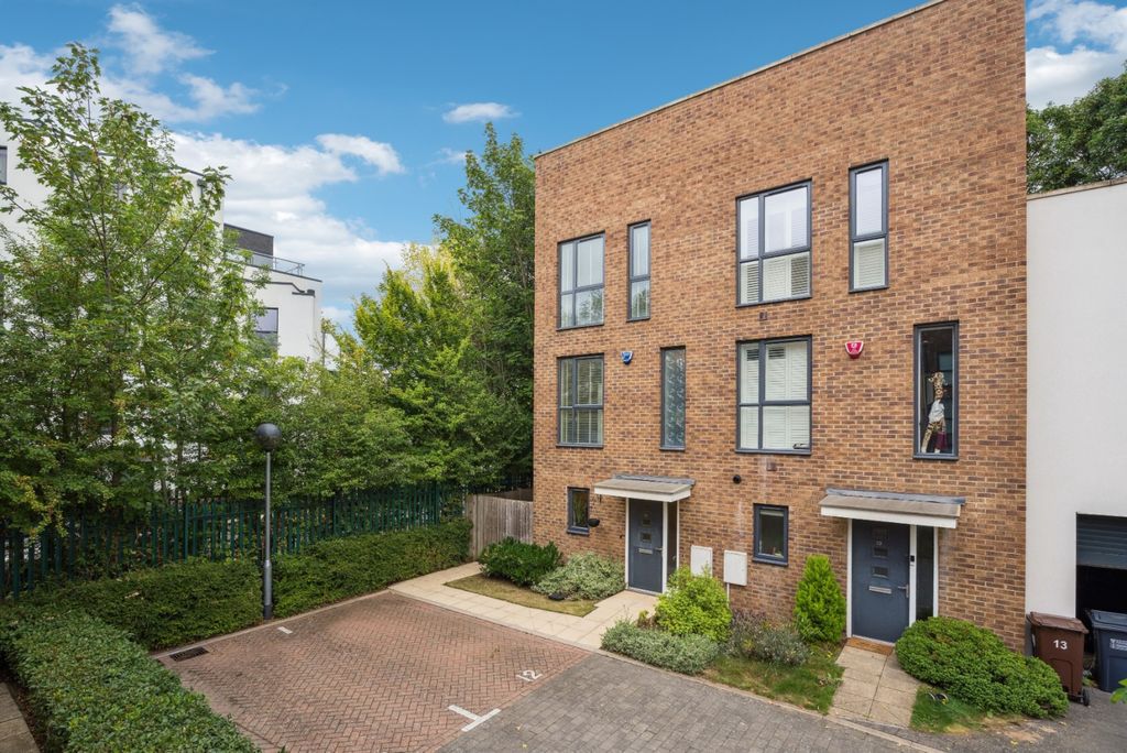 Property photo 1 of 22 4098472
