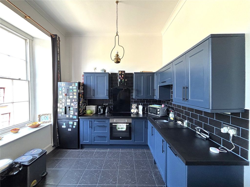Property photo 2 of 13 Picture No. 01