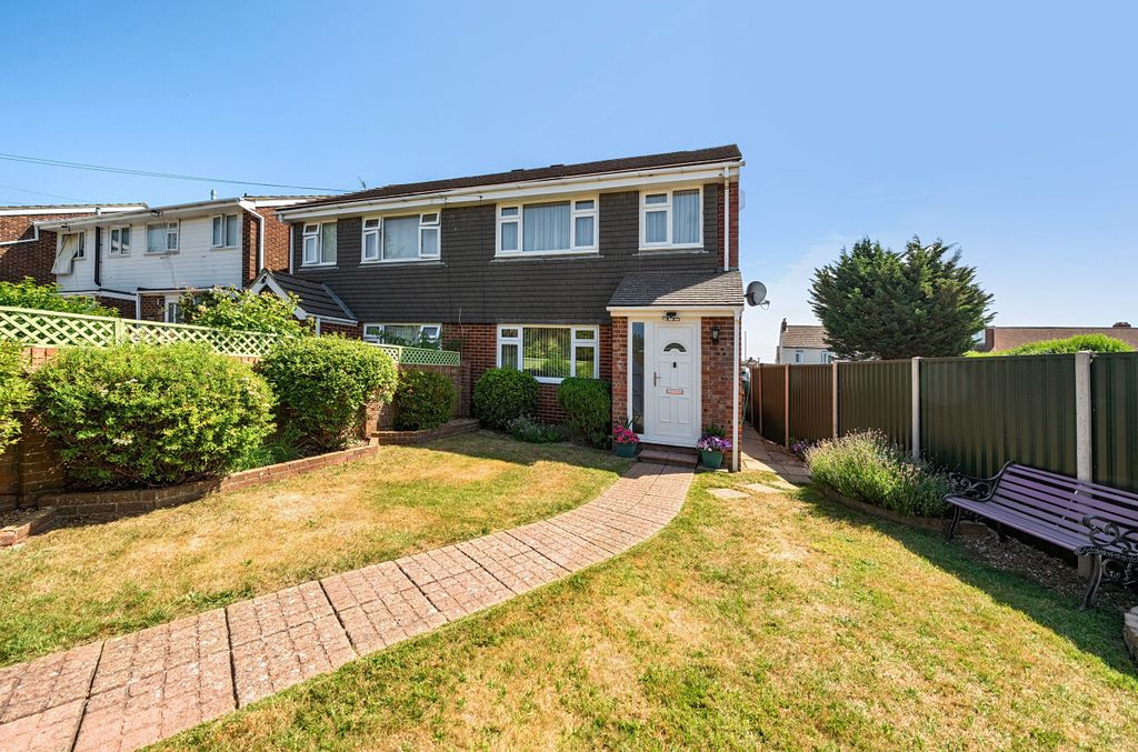 Property photo 1 of 13 1492757-17-6A54cc...