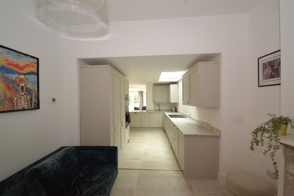 Additional image 7 of 5 bed shared accommodation to rentMount Pleasant Rd EX4