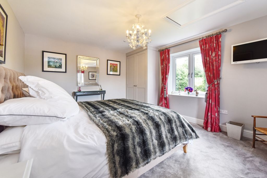 Additional image 13 of 4 bed detached house for saleMint Road, Liss Forest, Hampshire GU33