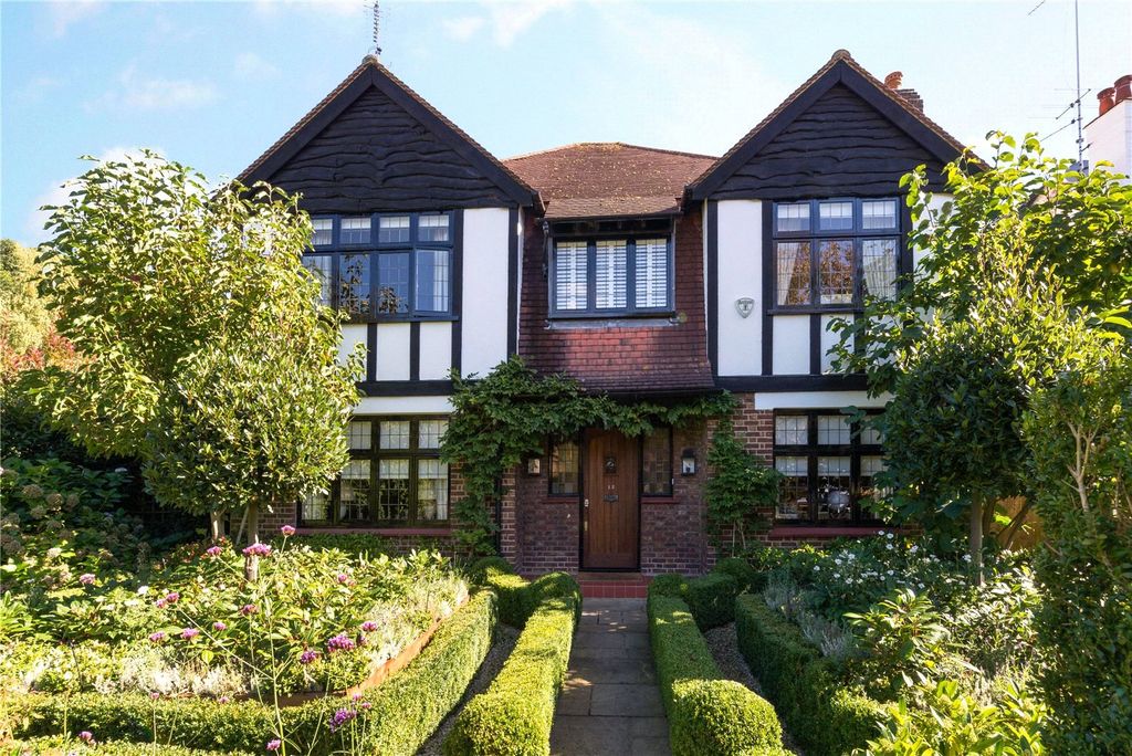 Property photo 2 of 12 Front Exterior