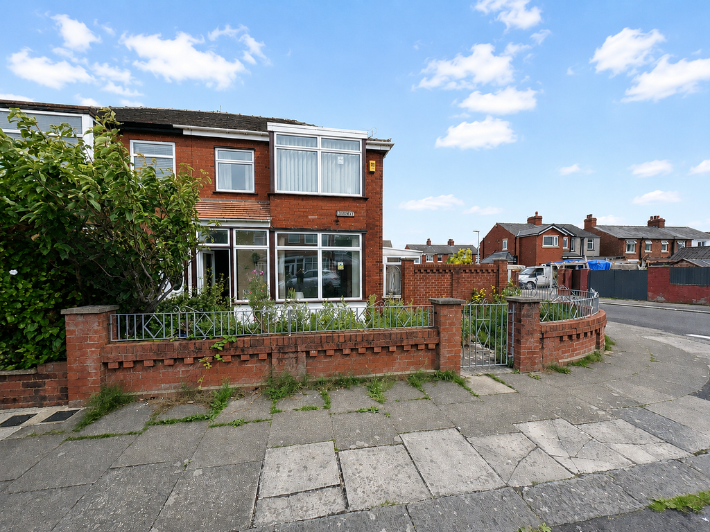 Property photo 1 of 16