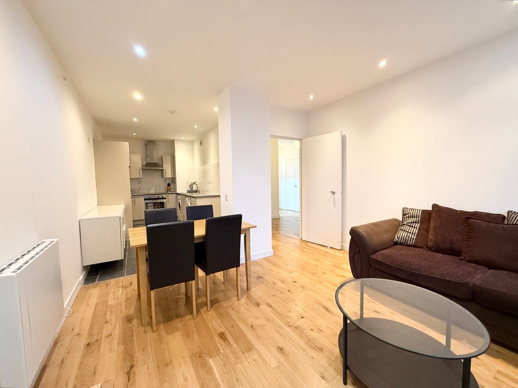 Property photo 2 of 6